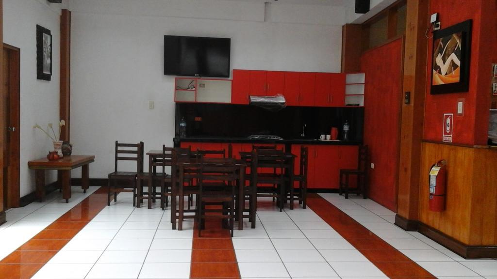 Hostal Yaki ลิมา ภายนอก รูปภาพ